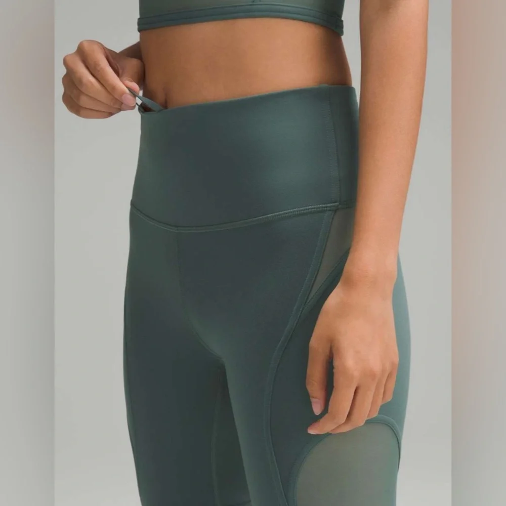 Lululemon Wunder Train Mesh Panel High-Rise Tight 25
